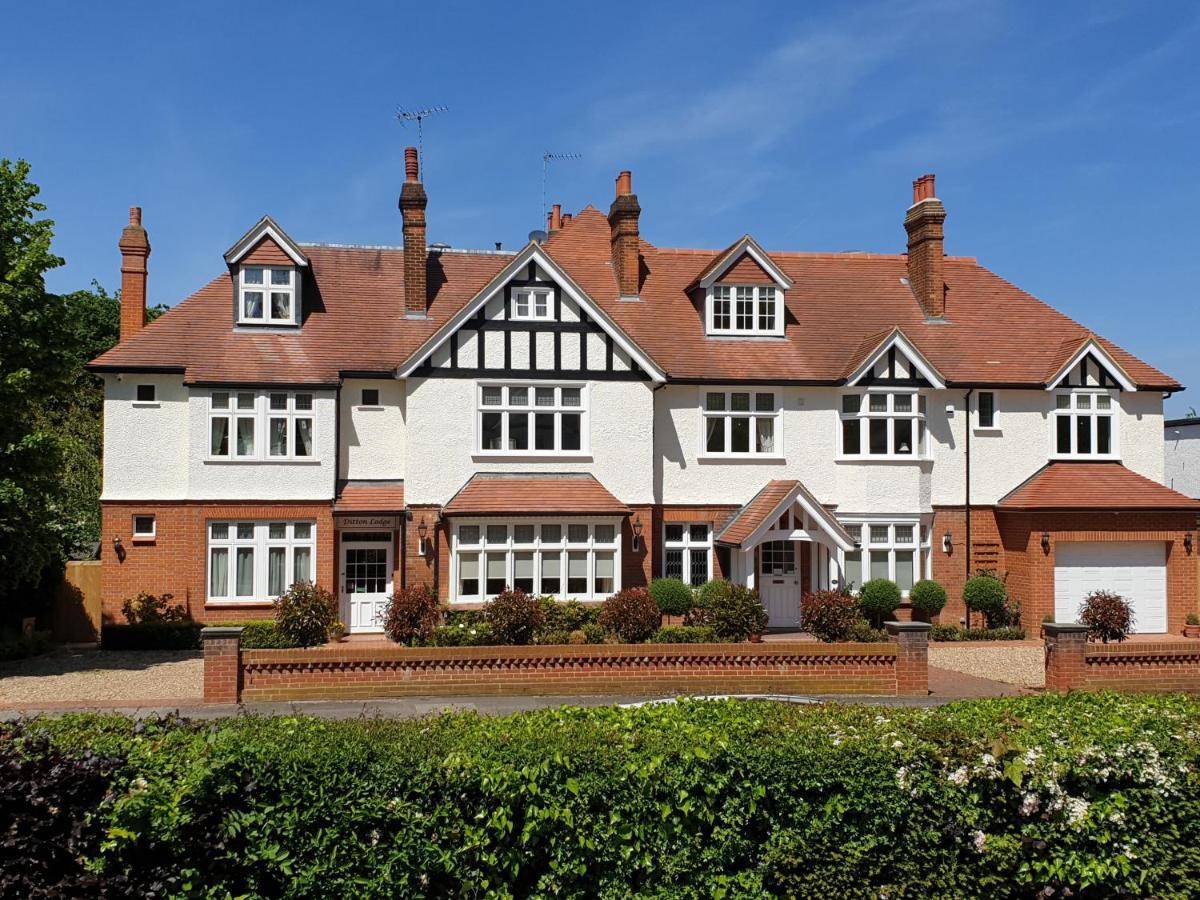 Ditton Lodge Kingston upon Thames  Ngoại thất bức ảnh
